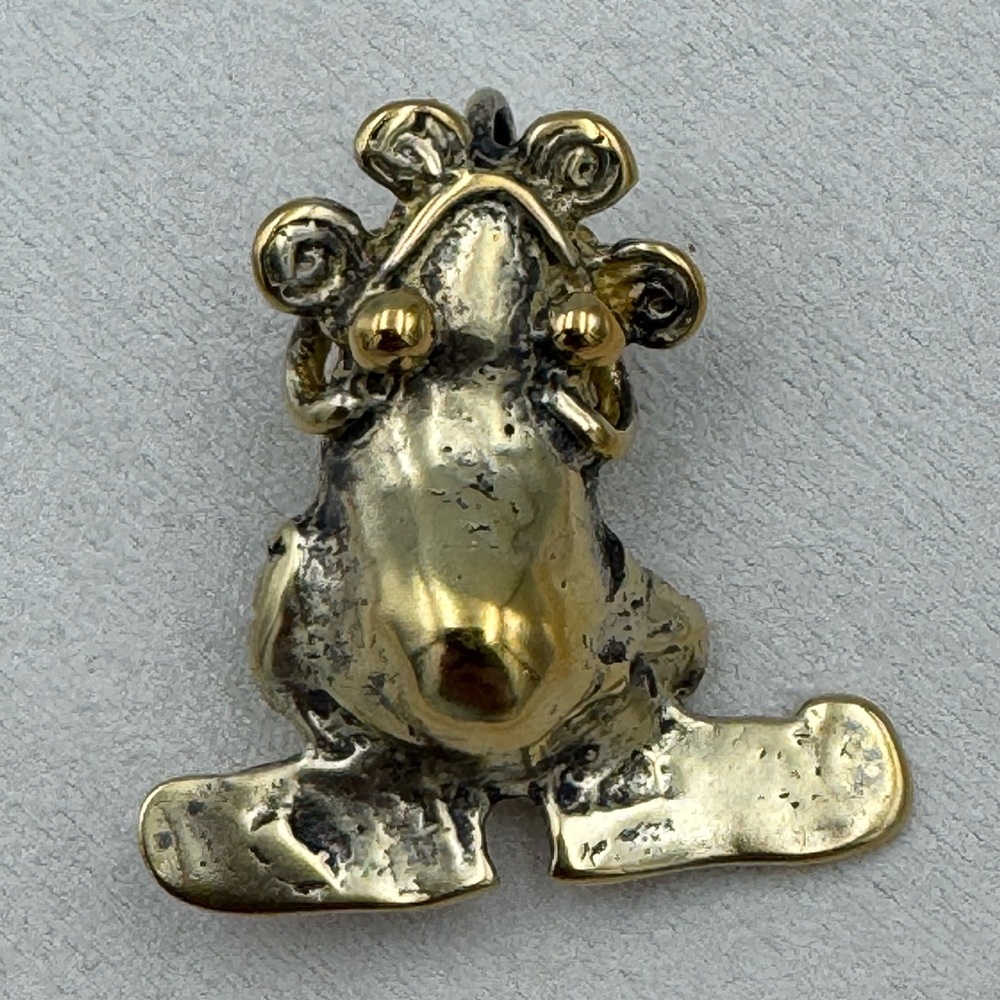 Vintage Gold Tone Frog Brooch Pendant Sculptural Artisan Modernist‎ Cute